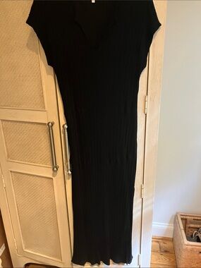 Skin Caftan NWOT XS